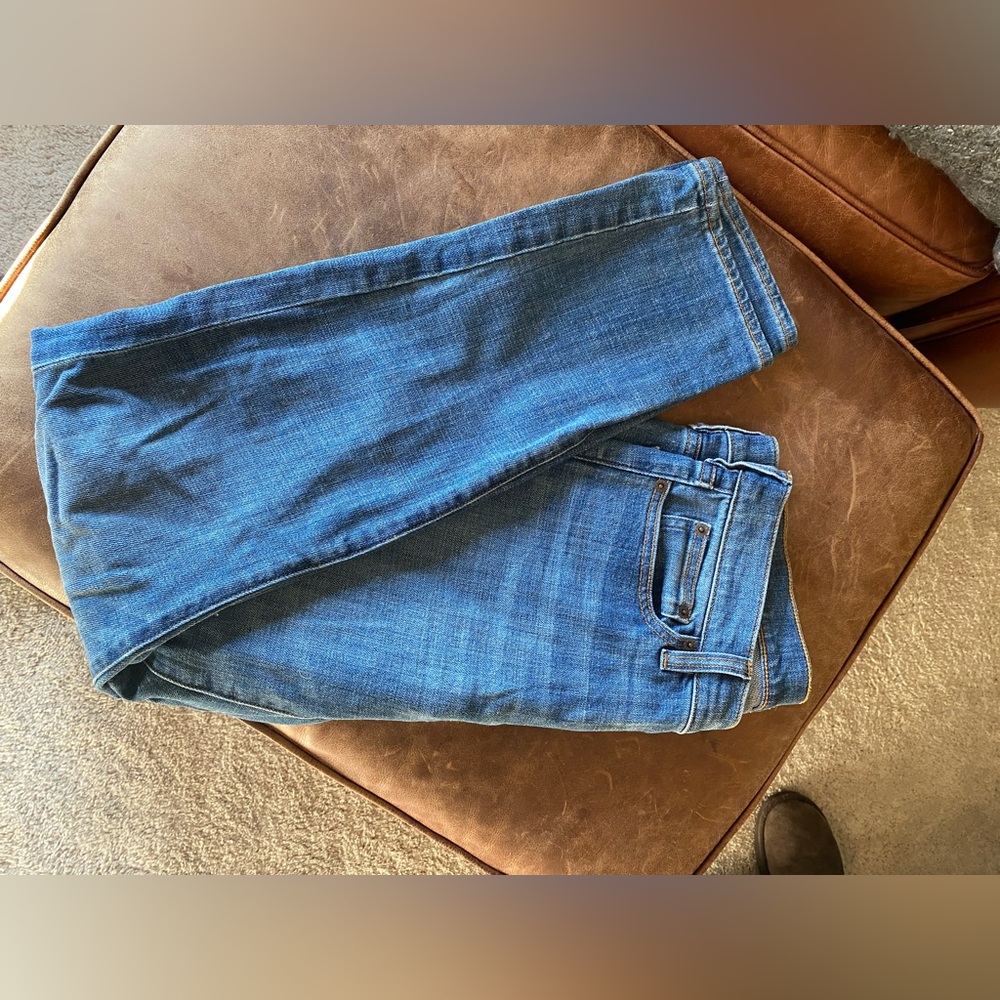 J Crew straight leg denim. Size 30. 98% cotton. 2% spandex. EUC.